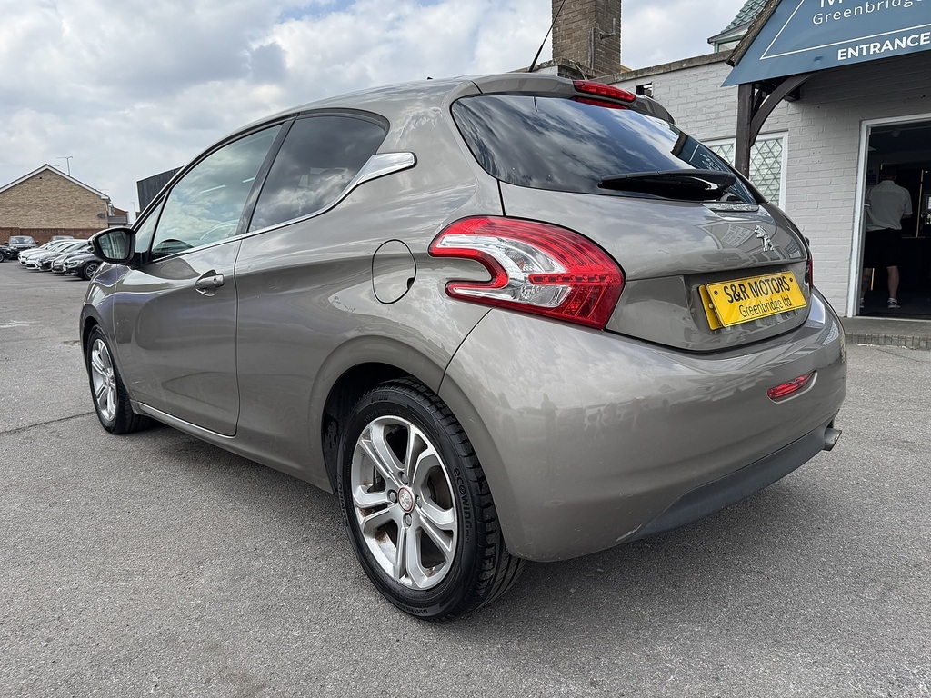 Peugeot 208 Hdi Allure Grey #6
