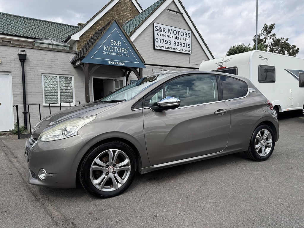 Peugeot 208 Hdi Allure Grey #3