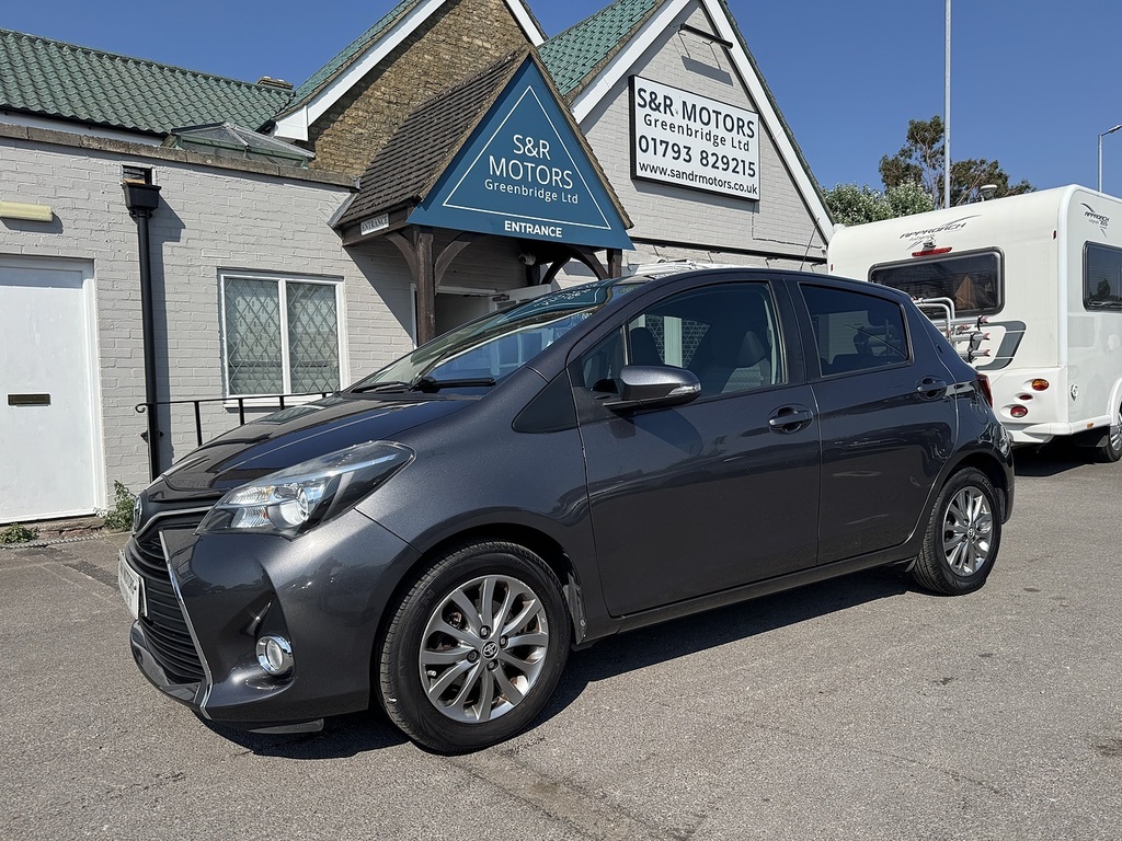 Toyota Yaris Dual Vvt-i Icon Grey