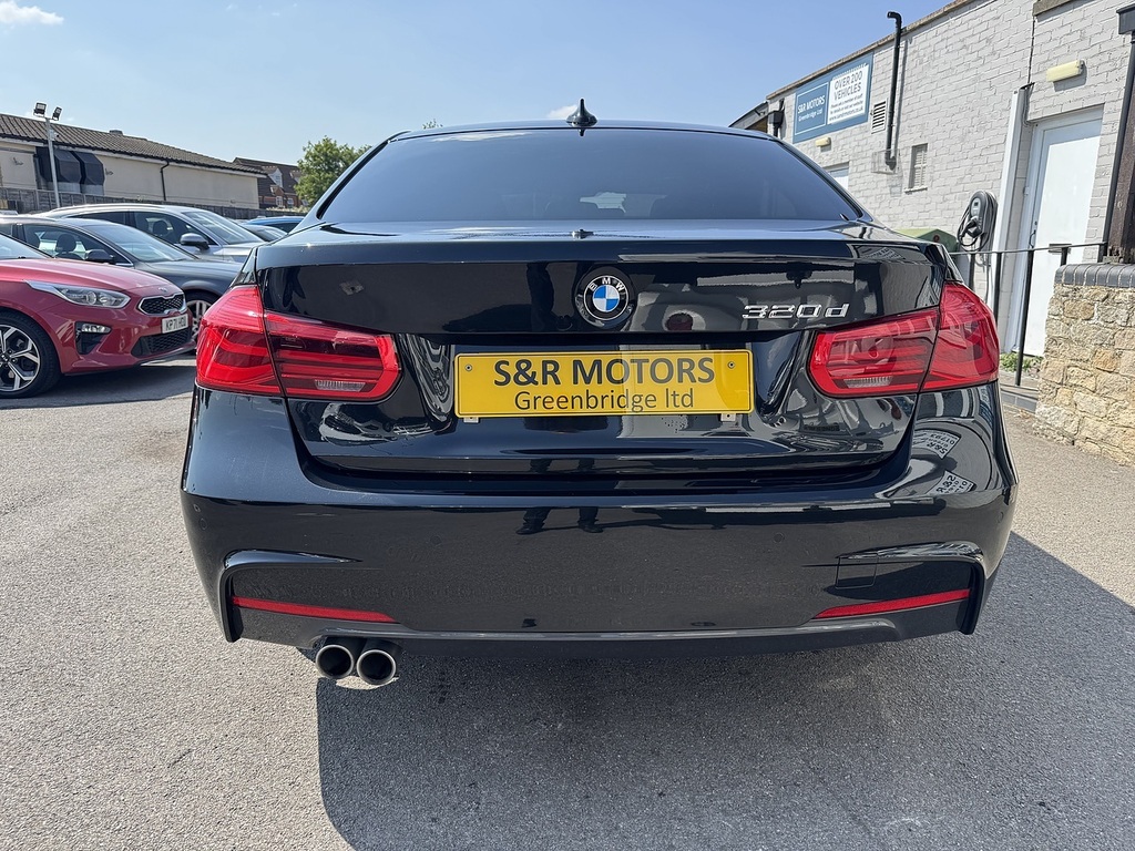 BMW 3 Series 320D M Sport KP68NFX Blue #5