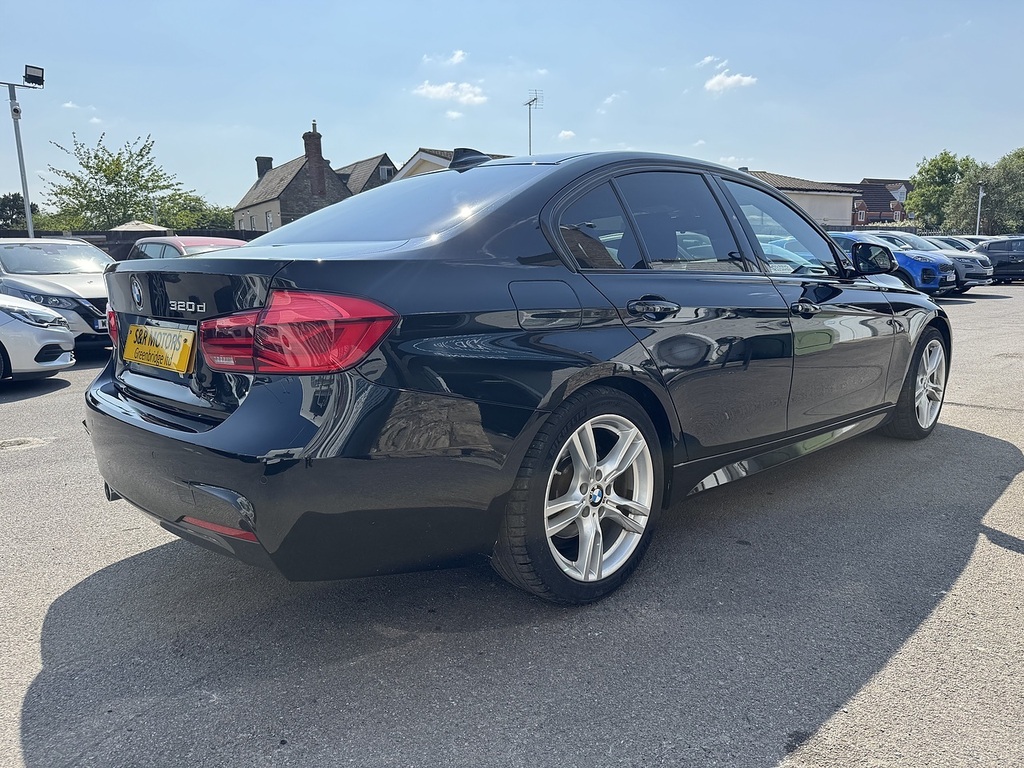 BMW 3 Series 320D M Sport KP68NFX Blue #4