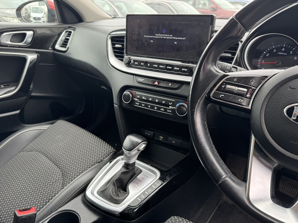 Kia Ceed T-gdi 2 Silver #17