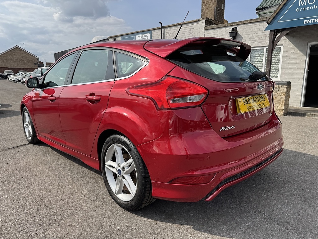 Ford Focus T Ecoboost Zetec S DK65OUJ Red #6