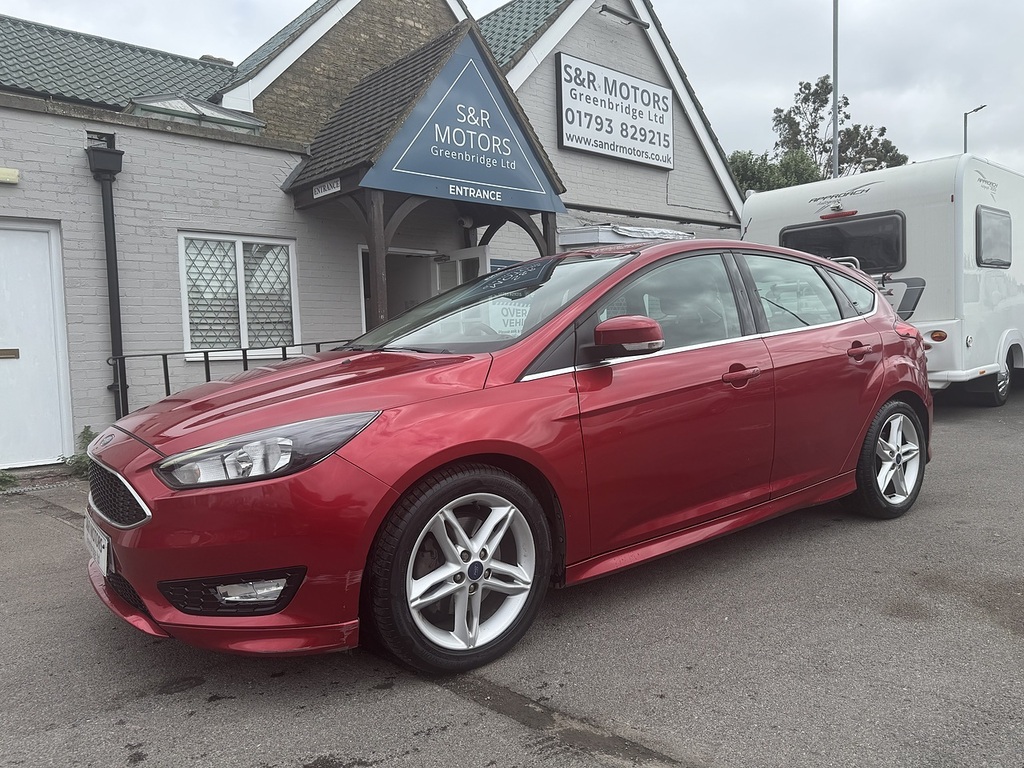 Ford Focus T Ecoboost Zetec S Red