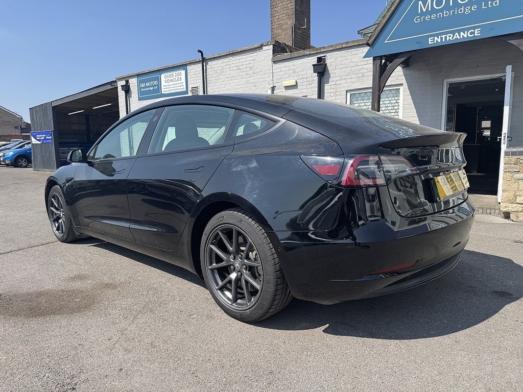 Tesla Model 3 Standard Range Plus Black #6