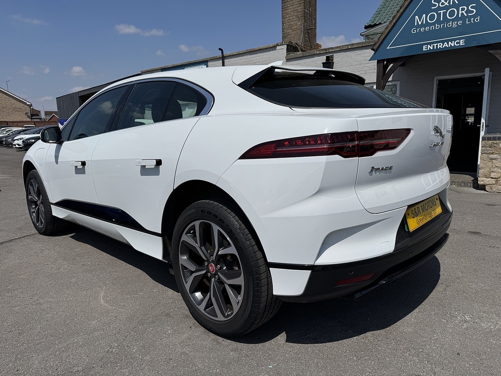 Jaguar I-Pace 400 Hse White #6