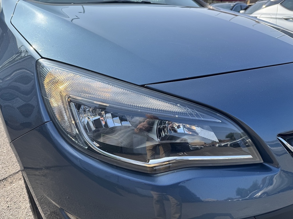 Vauxhall Astra Cdti Ecoflex Es White #9