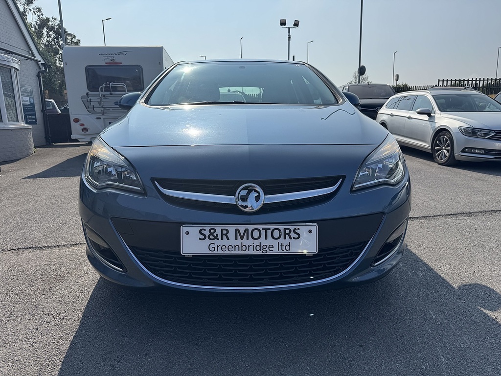 Vauxhall Astra Cdti Ecoflex Es White #8