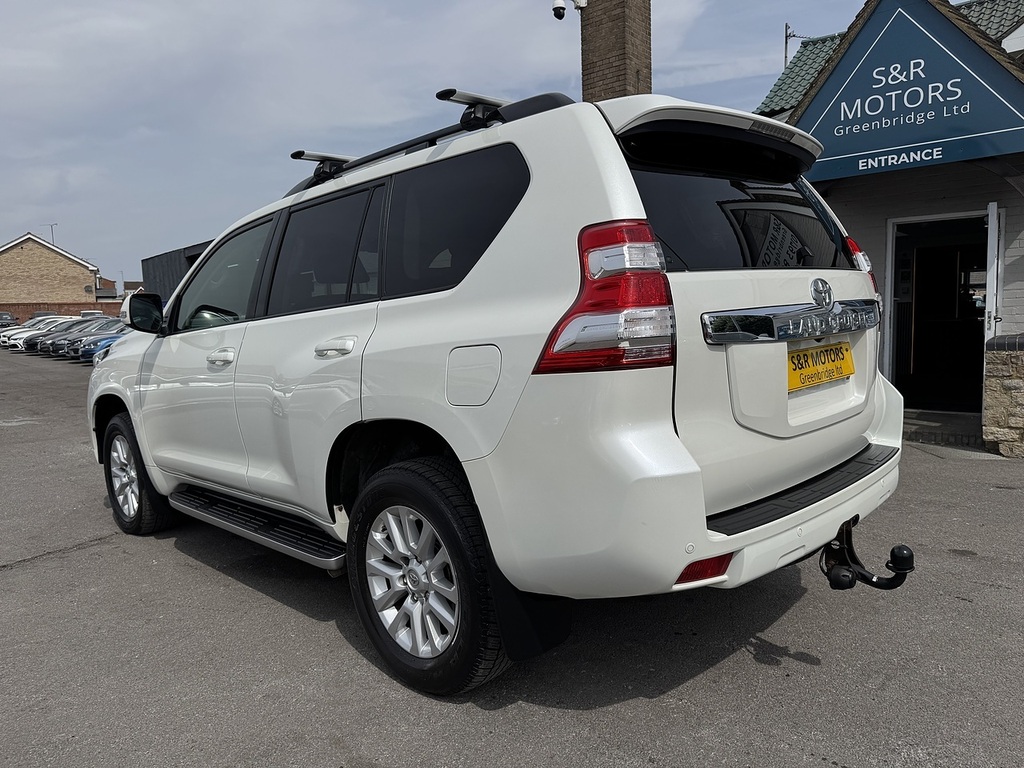 Toyota Land Cruiser D Icon White #6