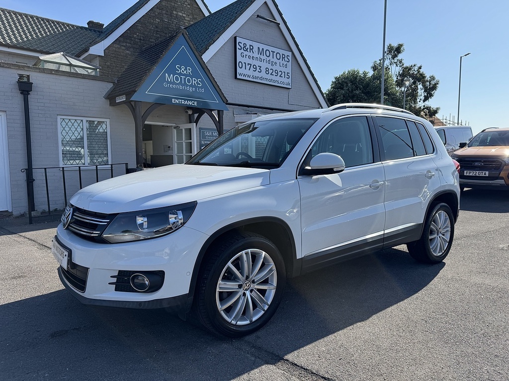 Volkswagen Tiguan Tdi Bluemotion Tech Match Edition White #2