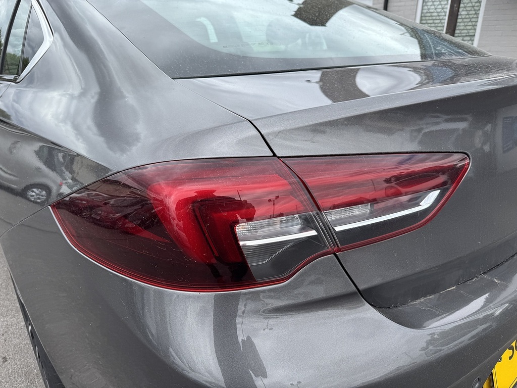 Vauxhall Insignia 1.5 Turbo D Se Edition Black #9