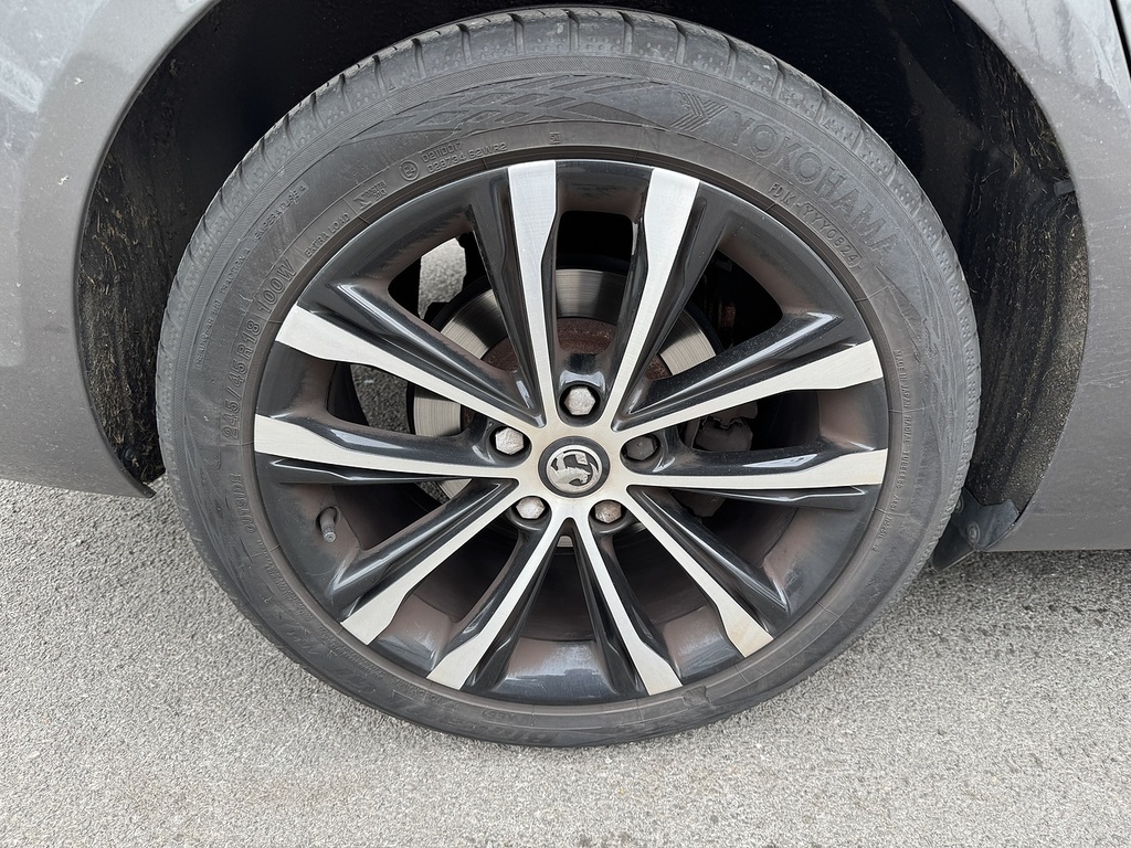 Vauxhall Insignia 1.5 Turbo D Se Edition Black #11
