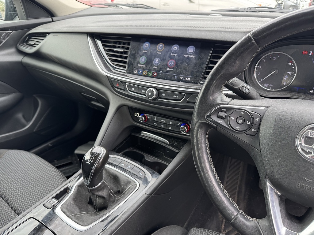 Vauxhall Insignia 1.5 Turbo D Se Edition Black #14