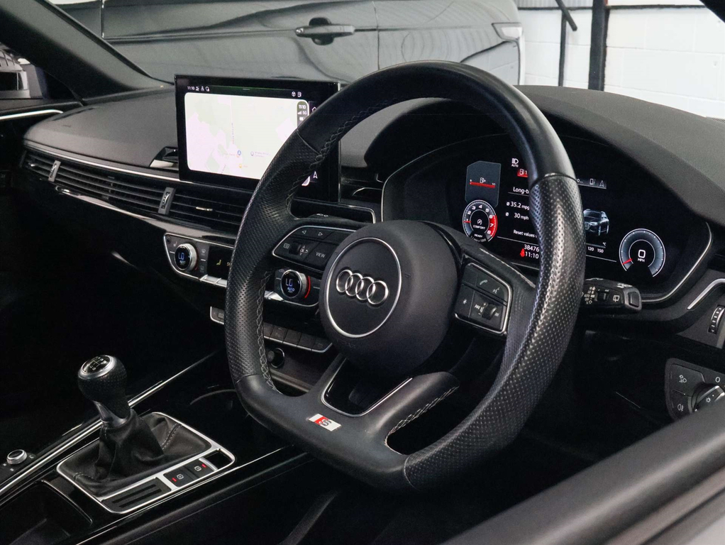 Audi A4 Avant Tfsi 35 Black Edition Estate Euro 6  #2