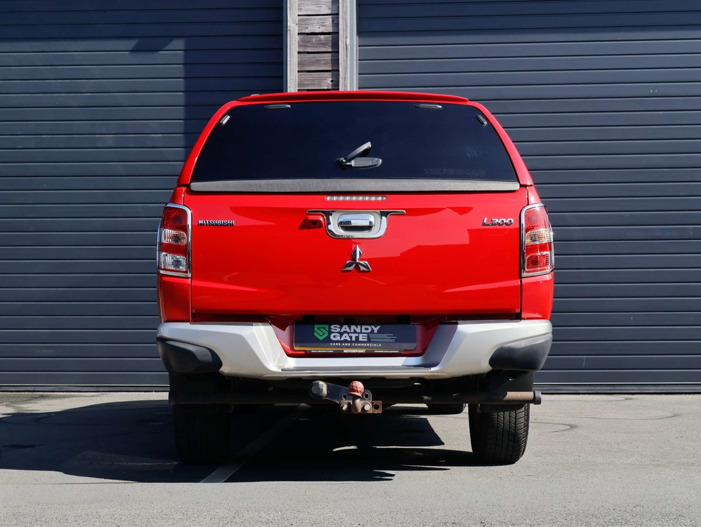 Mitsubishi L200 Di-d Dc Barbarian Pickup Double Cab 4W  #5