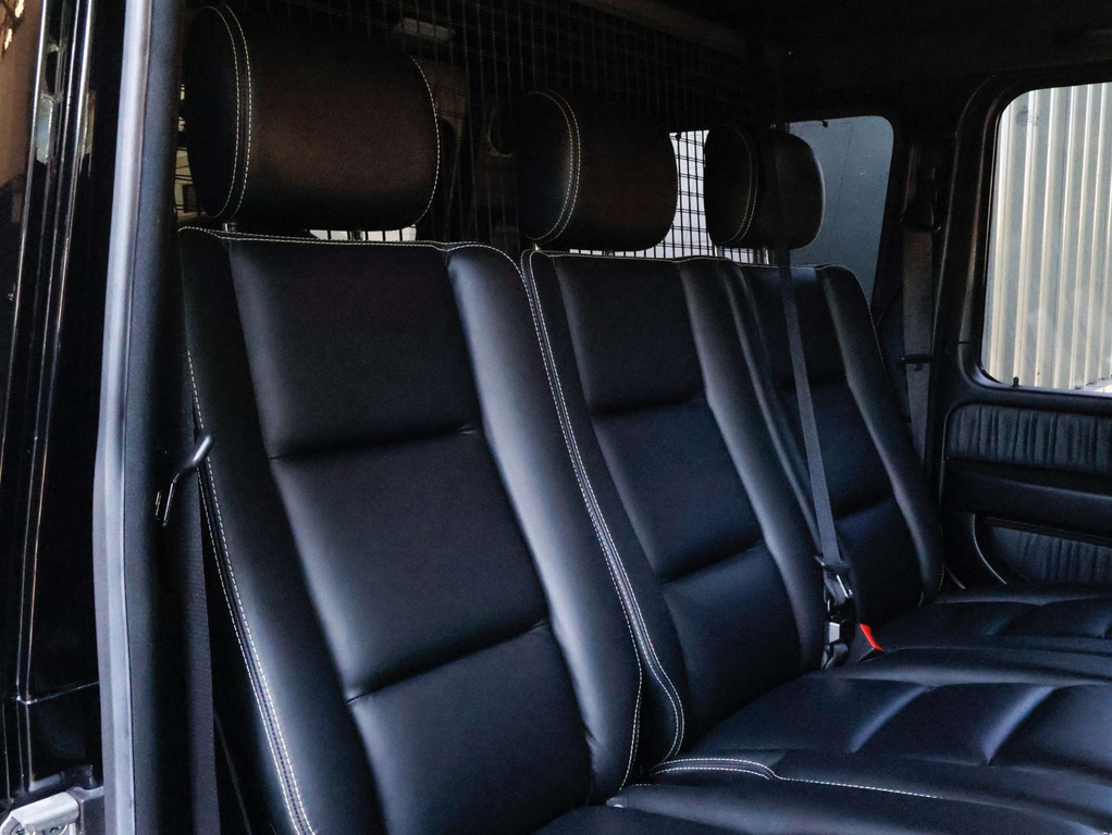 Mercedes-Benz G Class Black #23
