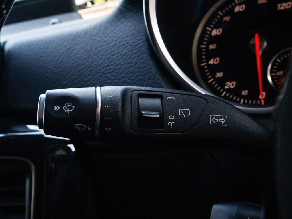 Mercedes-Benz G Class Black #31