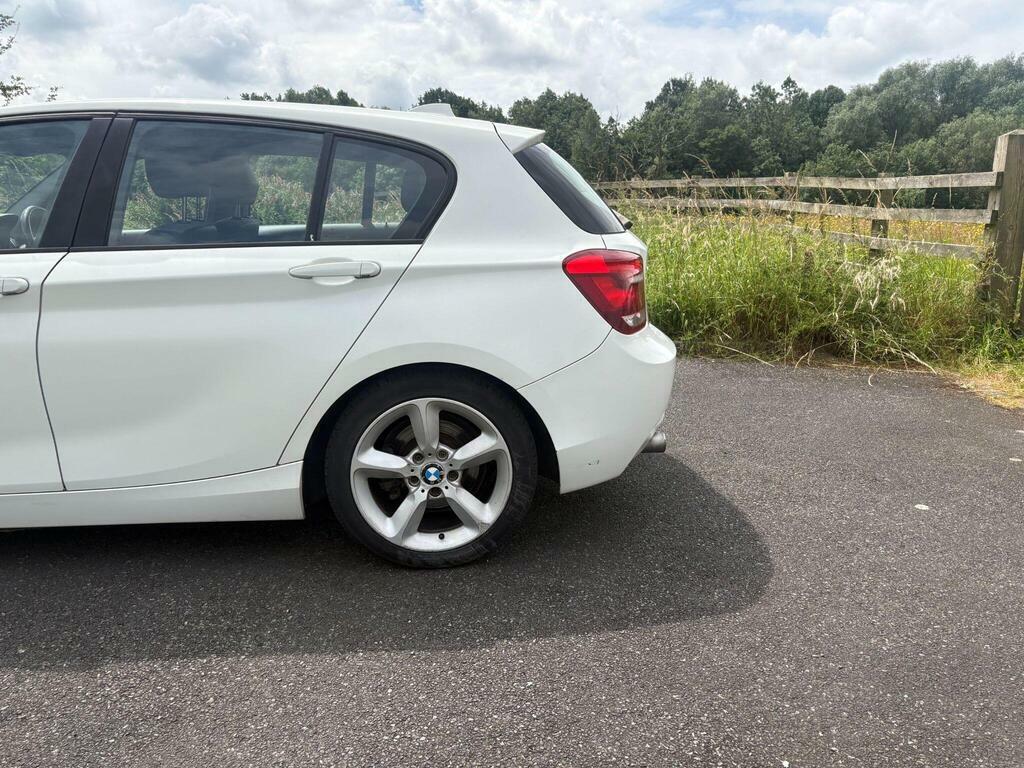 BMW 1 Series 2.0 118D Urban Euro 5 S S White #6