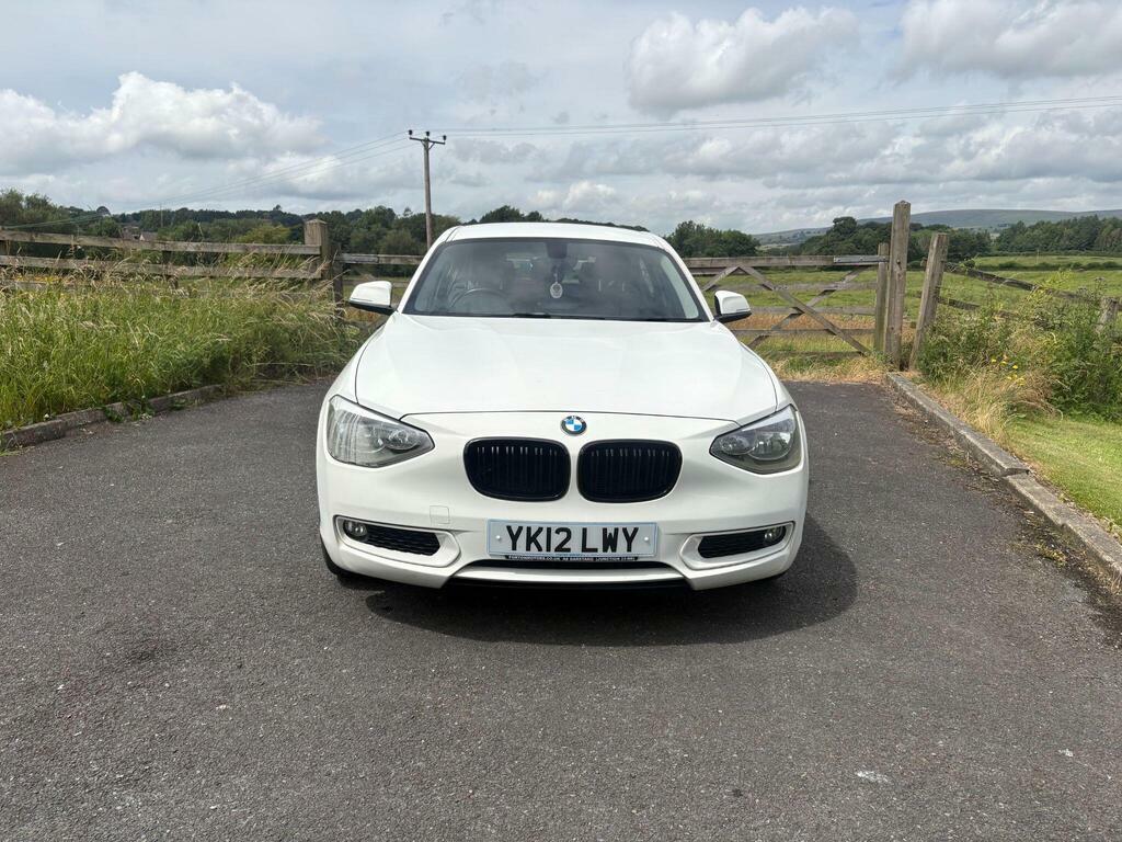 BMW 1 Series 2.0 118D Urban Euro 5 S S White #2