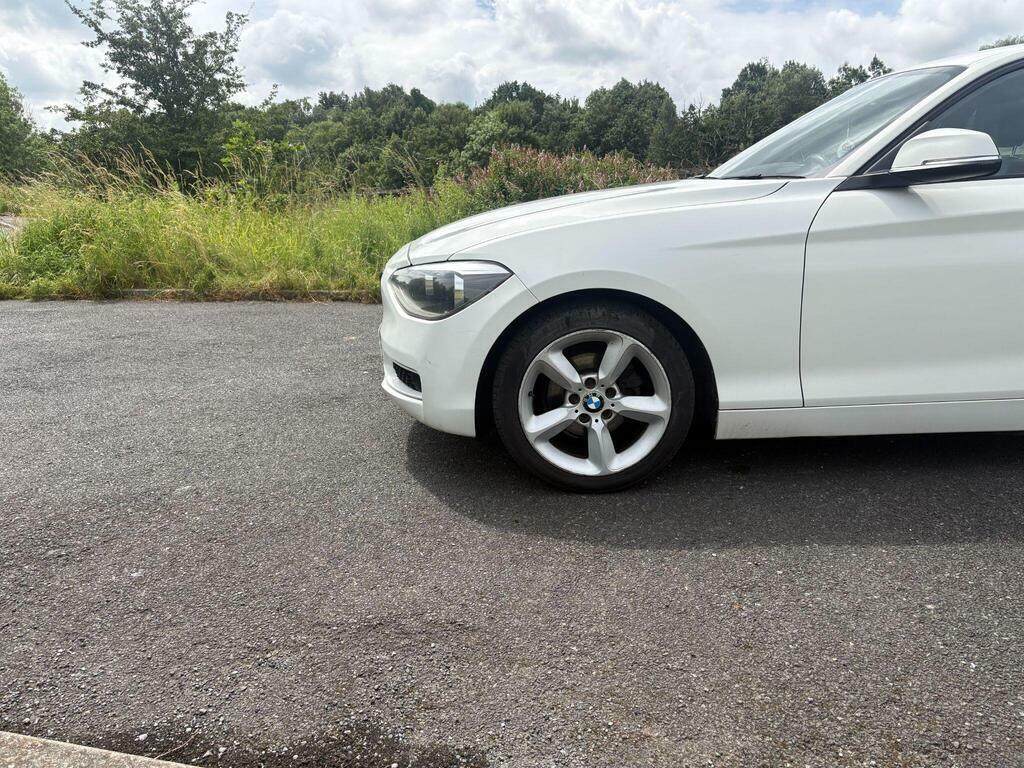 BMW 1 Series 2.0 118D Urban Euro 5 S S White #4