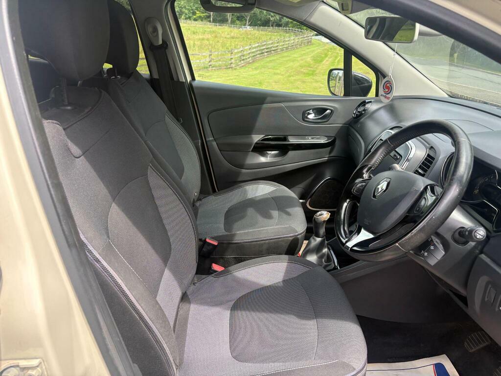 Renault Captur Suv 1.5 Dci Energy Signature Nav Euro 6 Ss Red #11