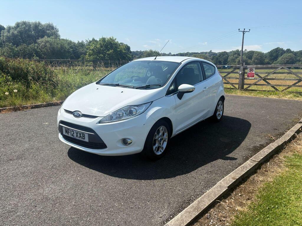 Ford Fiesta 1.4 Zetec Hatchback MF12XXB White #3