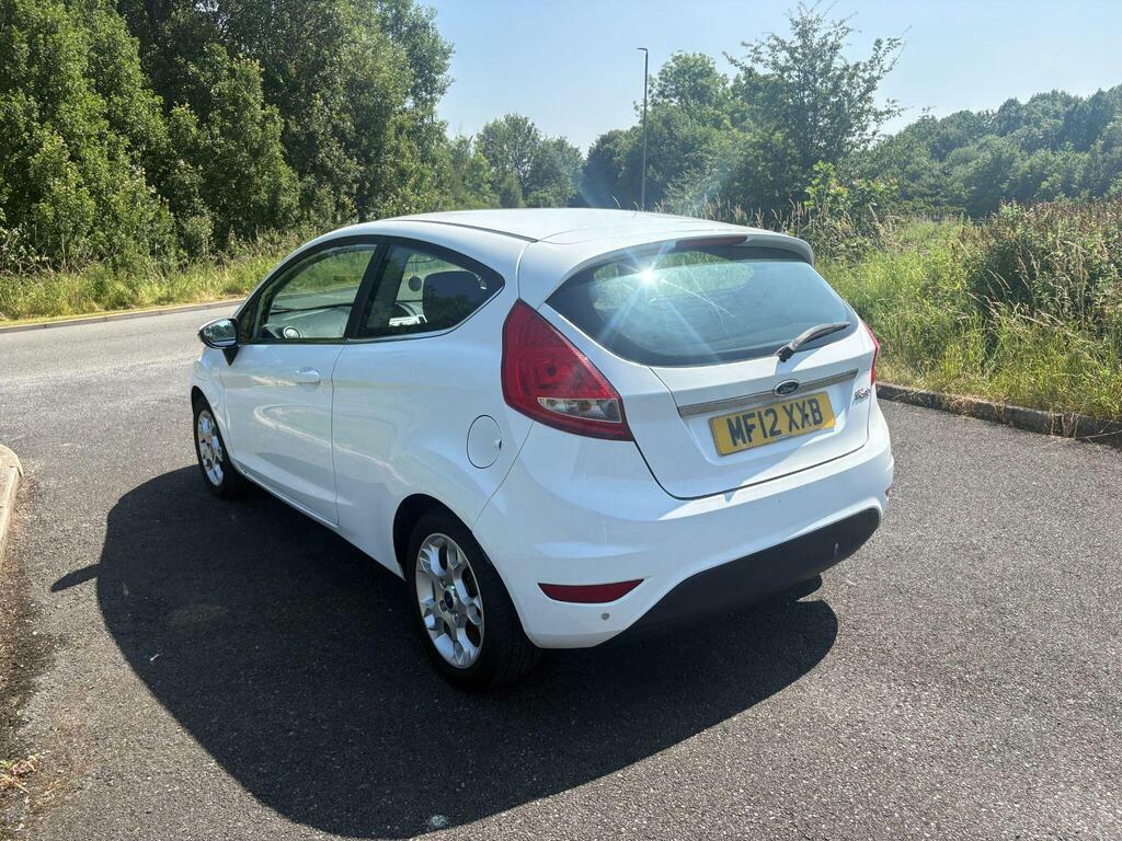 Ford Fiesta 1.4 Zetec Hatchback MF12XXB White #6