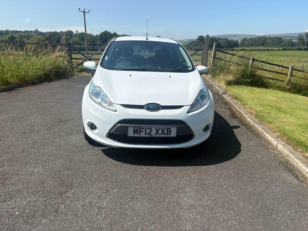Ford Fiesta 1.4 Zetec Hatchback MF12XXB White #2