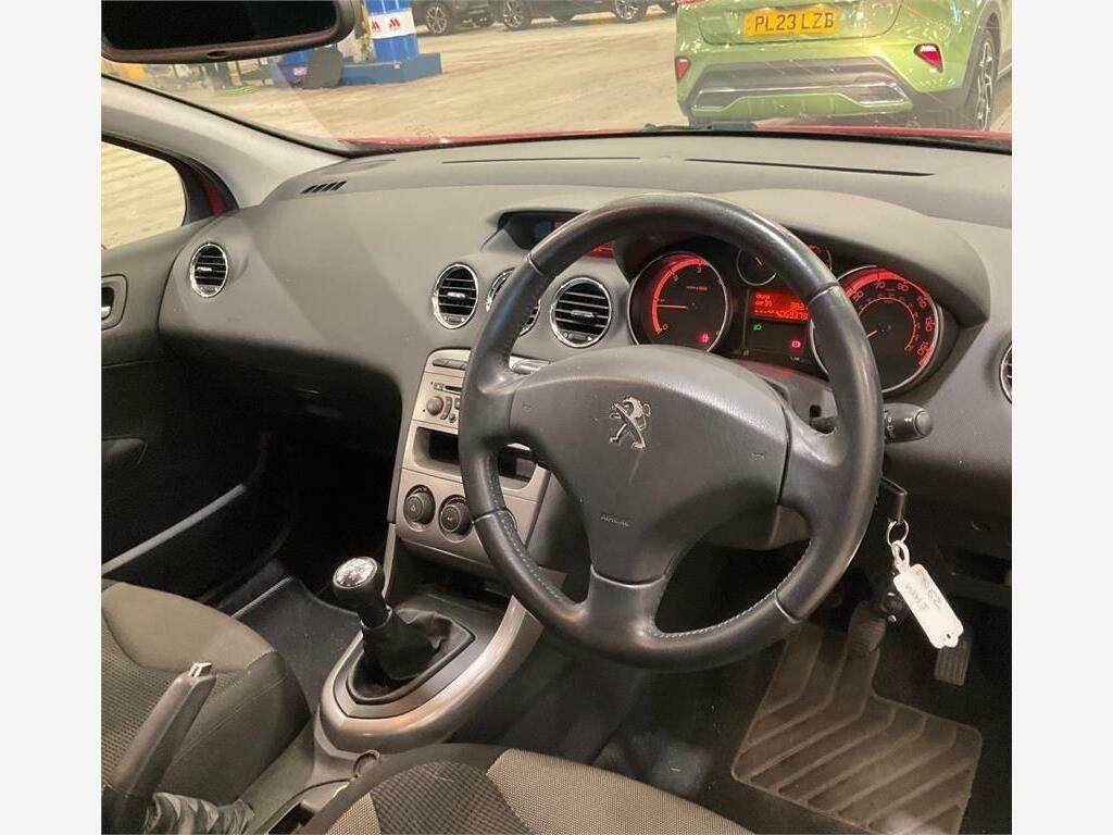Peugeot 308 1.6 Hdi Active Euro 5 Red #5