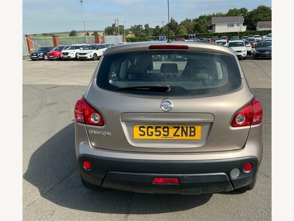 Nissan Qashqai 1.6 Visia 2Wd Beige #4