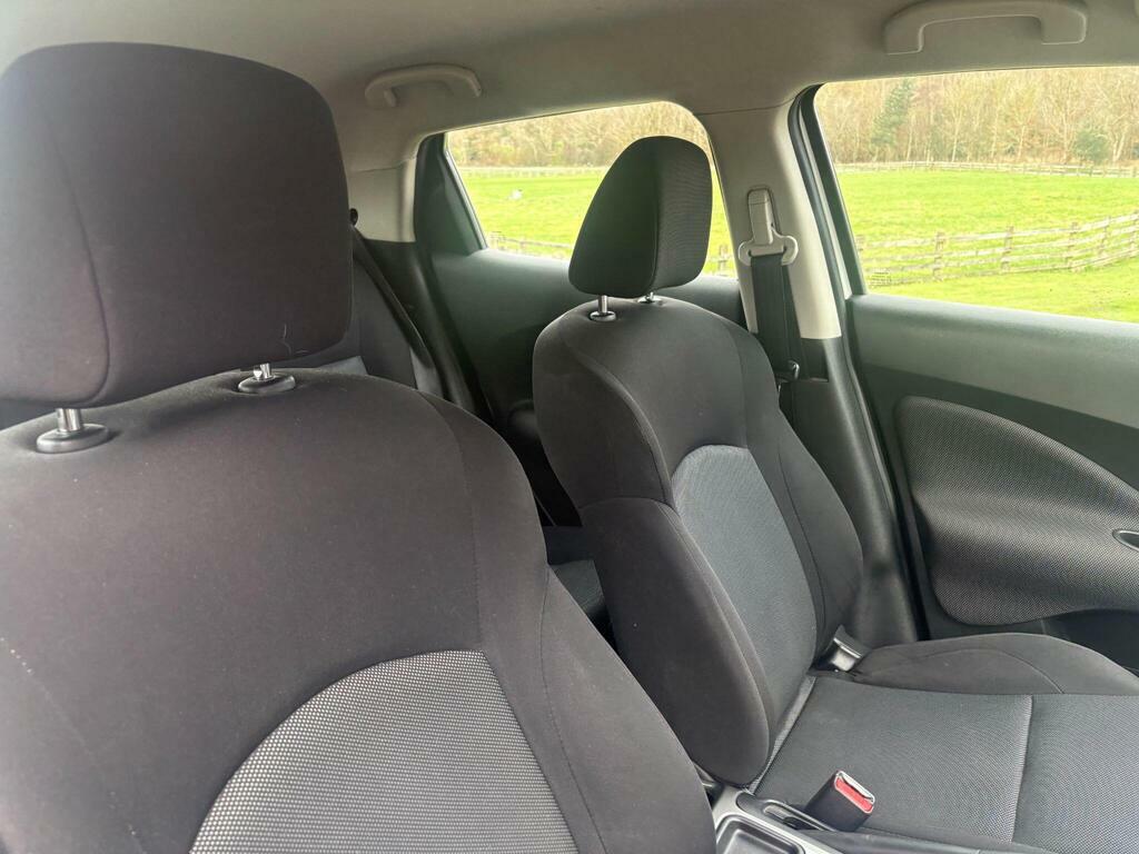 Nissan Juke 1.6 Visia White #17