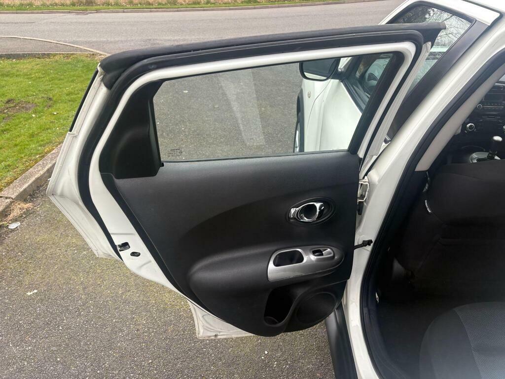 Nissan Juke 1.6 Visia White #26