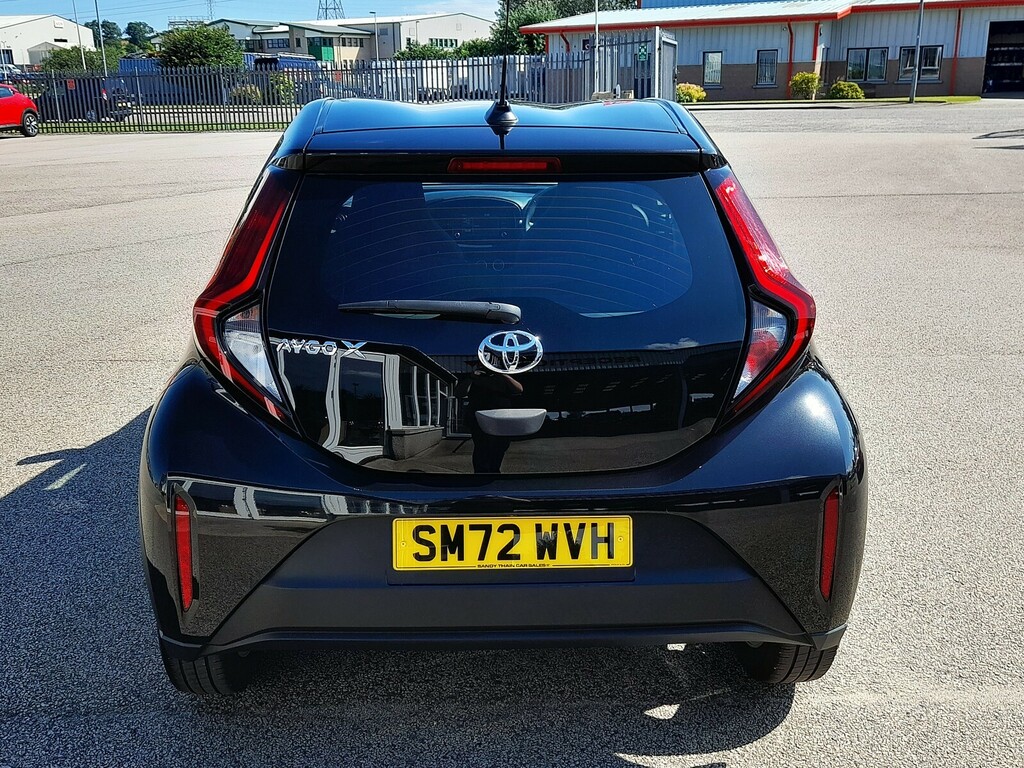 Toyota Aygo X 1.0 Vvt-i Pure SM72WVH Black #6