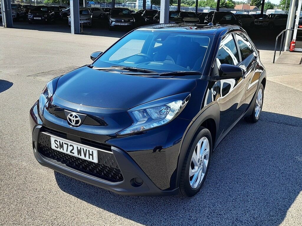 Toyota Aygo X 1.0 Vvt-i Pure Black