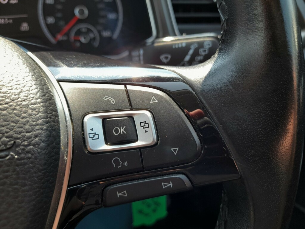 Volkswagen T-Roc Grey #19