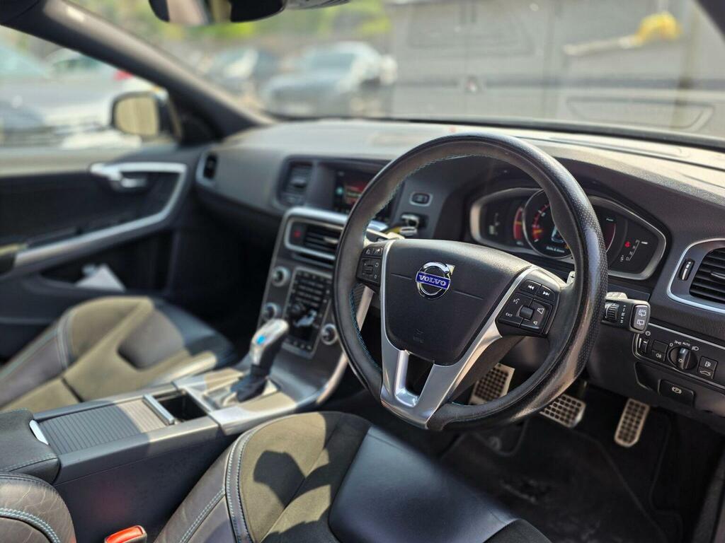 Volvo V60 D2 R-design Lux Nav U1069 White #15