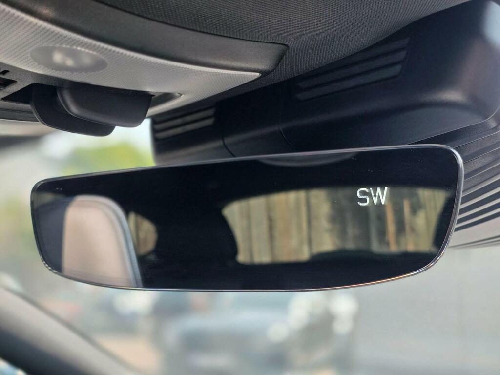 Volvo V60 D2 R-design Lux Nav U1069 White #19