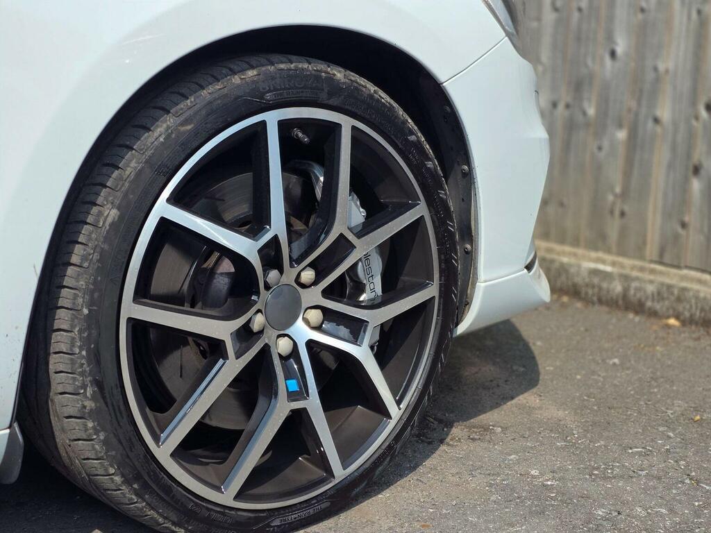 Volvo V60 D2 R-design Lux Nav U1069 White #47