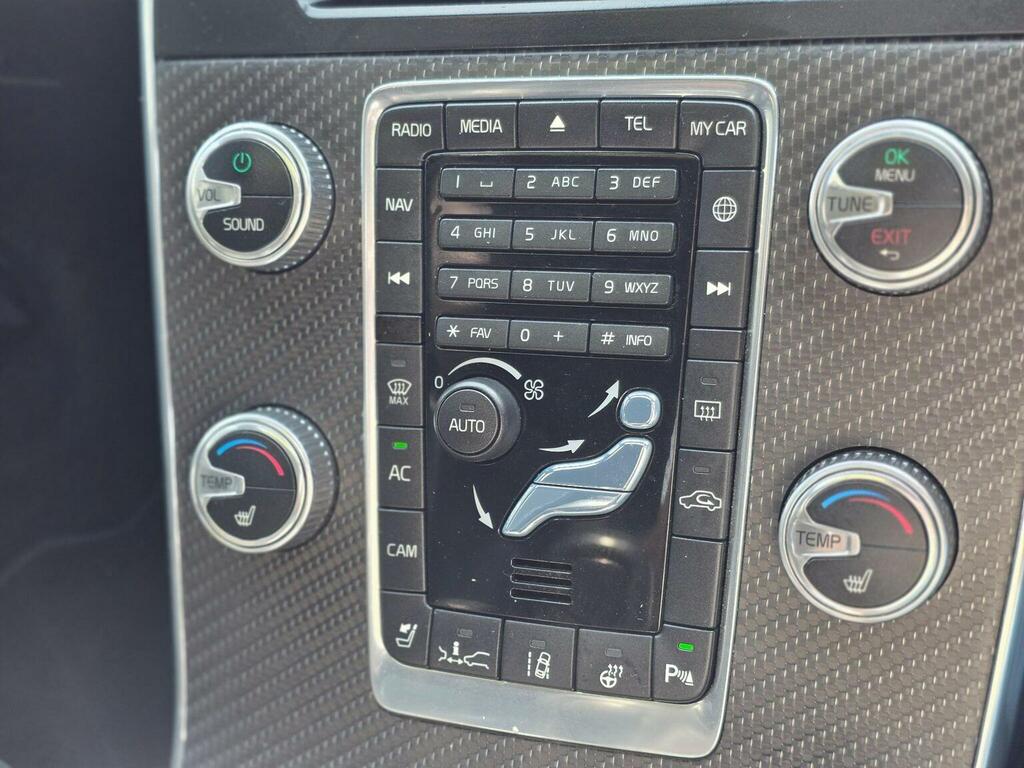 Volvo V60 D2 R-design Lux Nav U1069 White #27