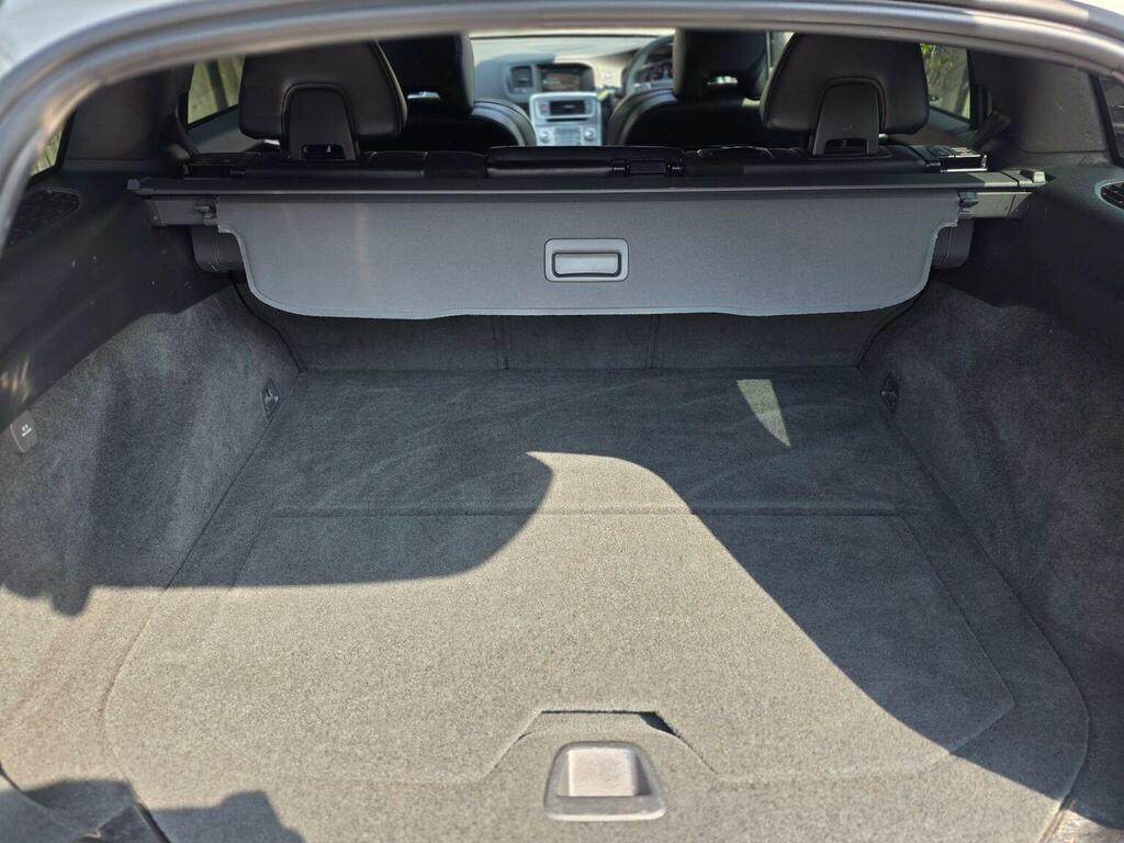 Volvo V60 D2 R-design Lux Nav U1069 White #38