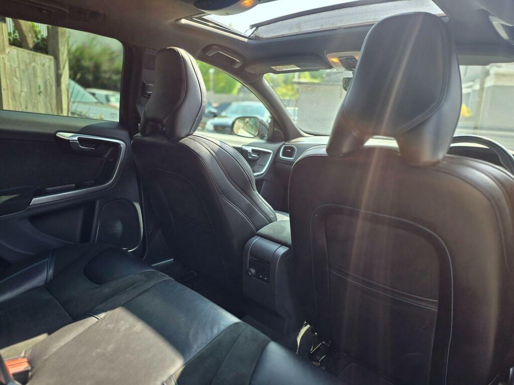 Volvo V60 D2 R-design Lux Nav U1069 White #36