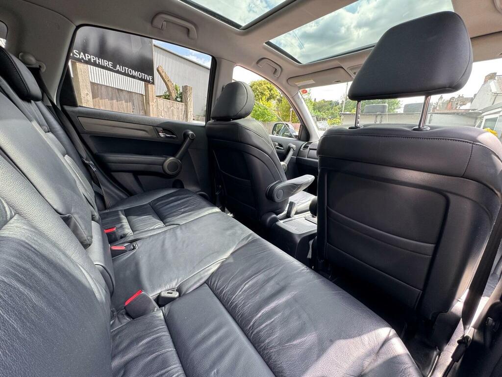 Honda Cr-V Es-t Silver #23