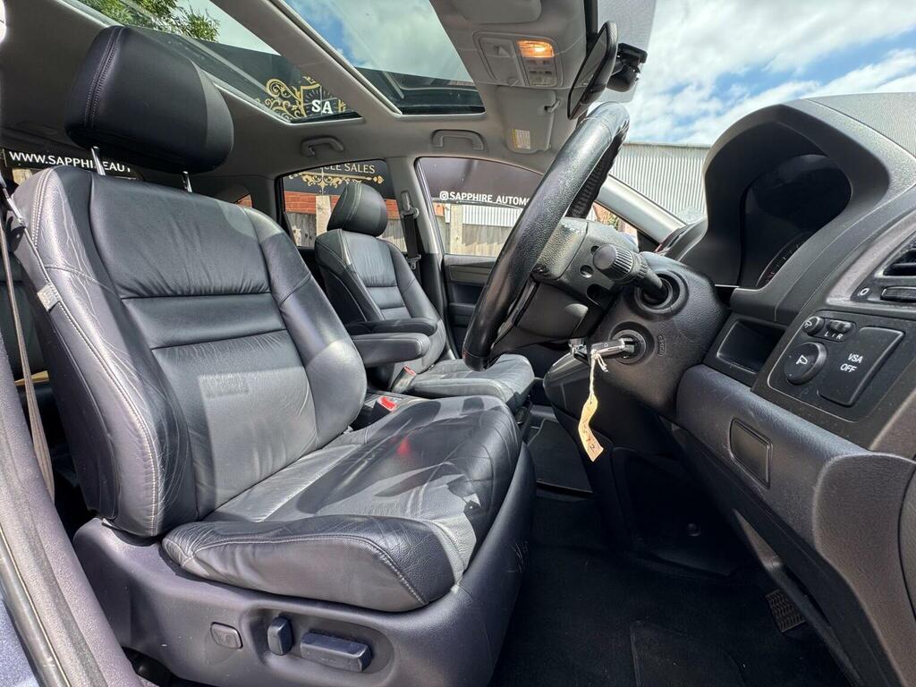 Honda Cr-V Es-t Silver #10
