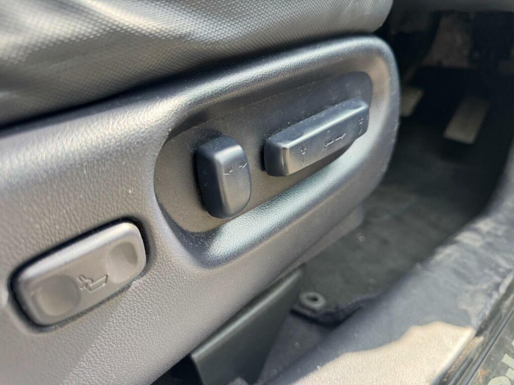 Honda Cr-V Es-t Silver #12