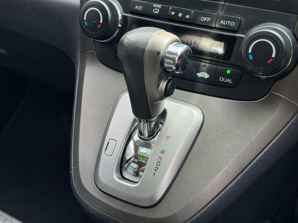 Honda Cr-V Es-t Silver #20