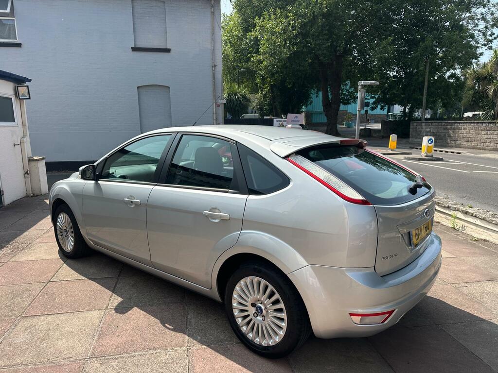 Ford Focus Titanium Silver #5