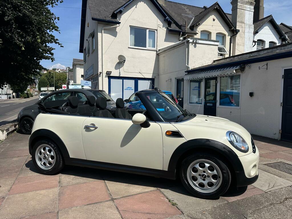 Mini Convertible Cooper White #2