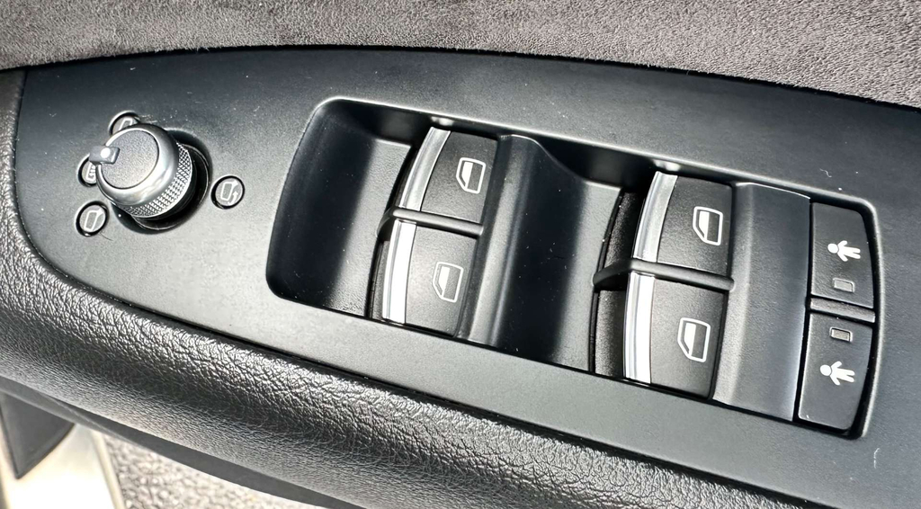 Audi Q7 3L S Line Plus Grey #38