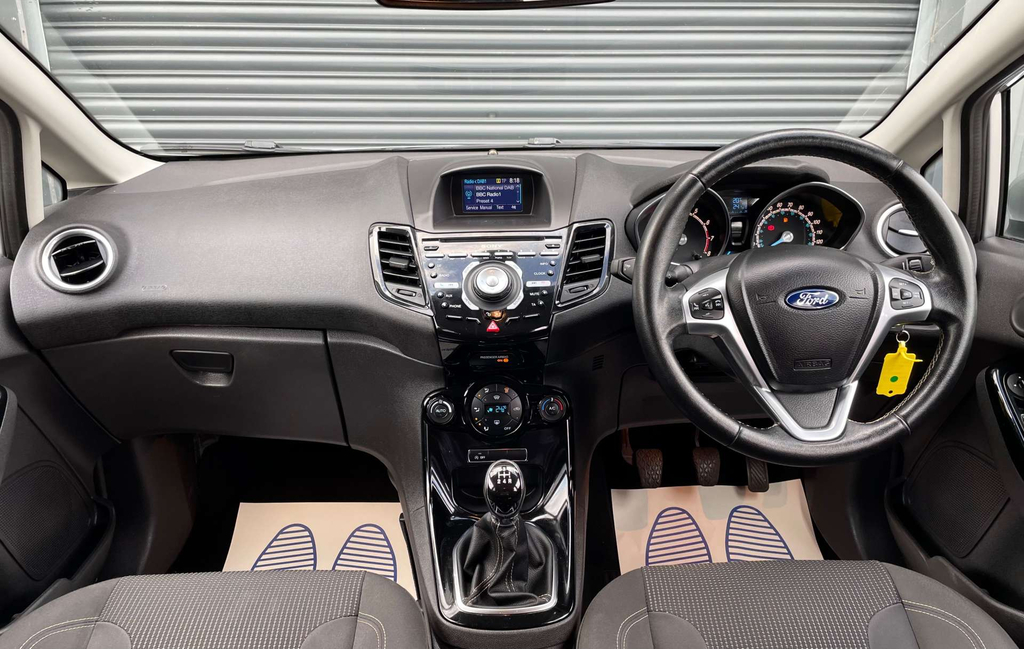 Ford Fiesta Titanium T GF65VBJ #2