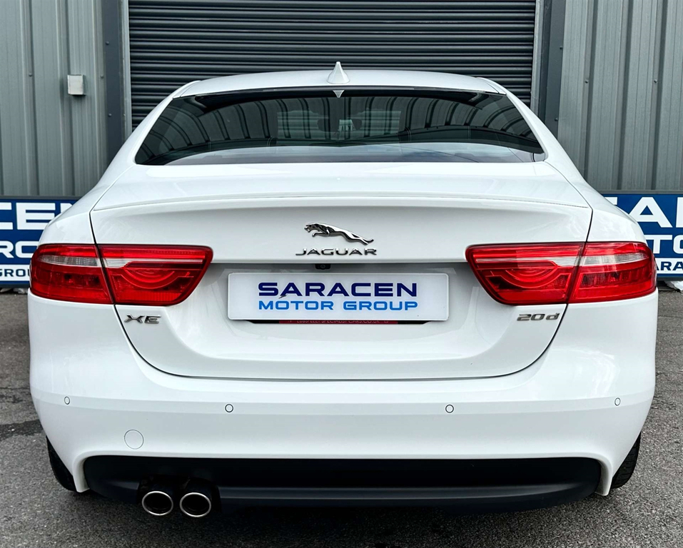 Jaguar XE R-sport D White #6